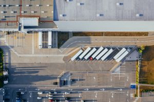 Dlaczego warto wynająć przestrzeń magazynową